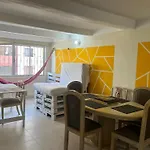 Charming Twin Palms Room With Shared Bath Near Airport